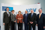 Der Sachverständigenrat mit Bundeskanzlerin Dr. Angela Merkel