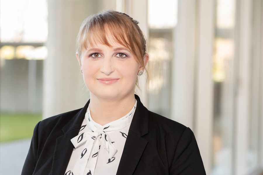 Dr. Milena Schwarz Dr. Milena Schwarz