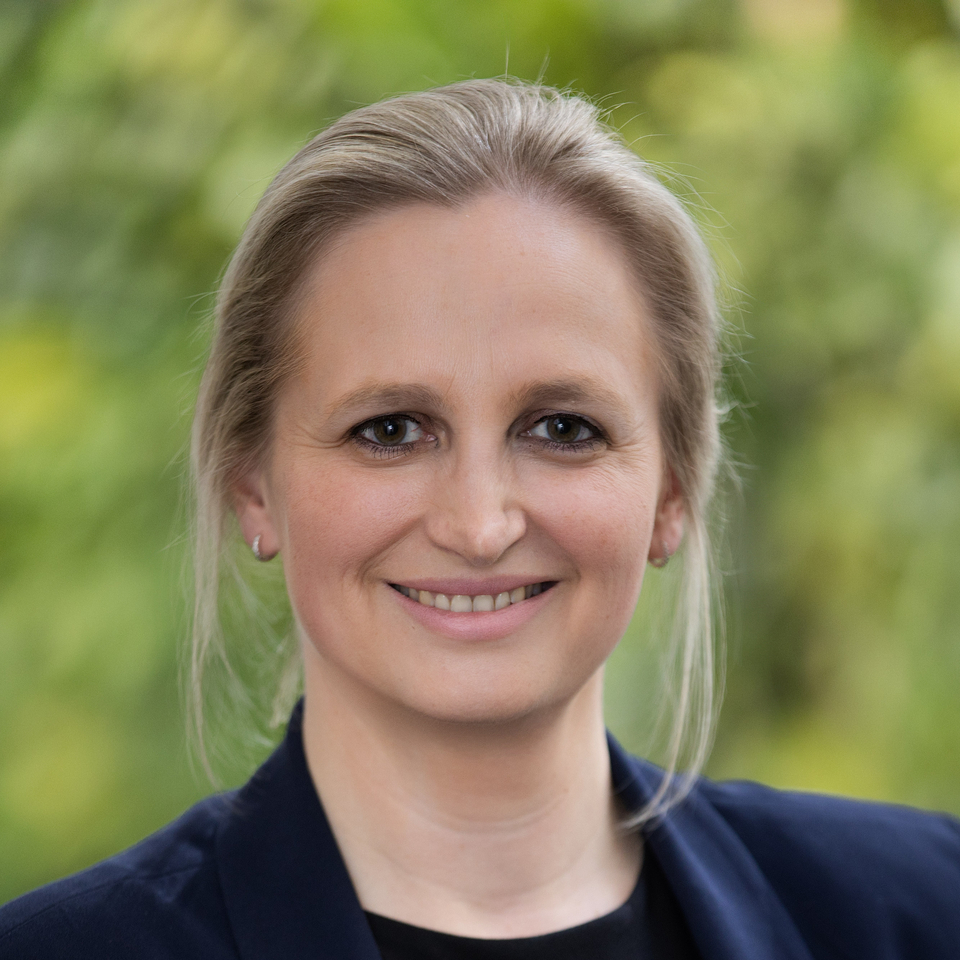 Dr. Milena Schwarz Dr. Milena Schwarz