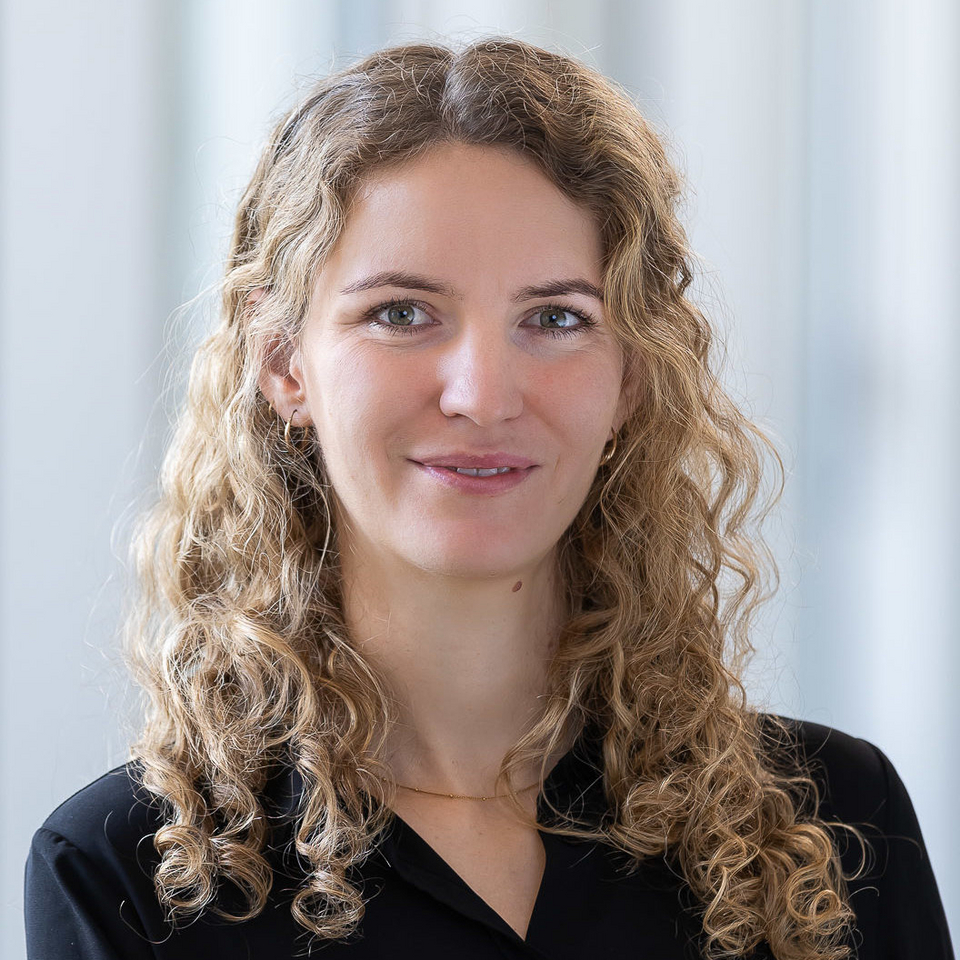 Dr. Veronika P&uuml;schel