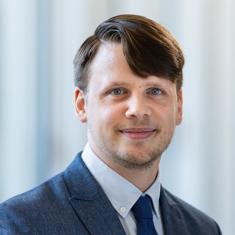 Dr. Lenard P. Holler